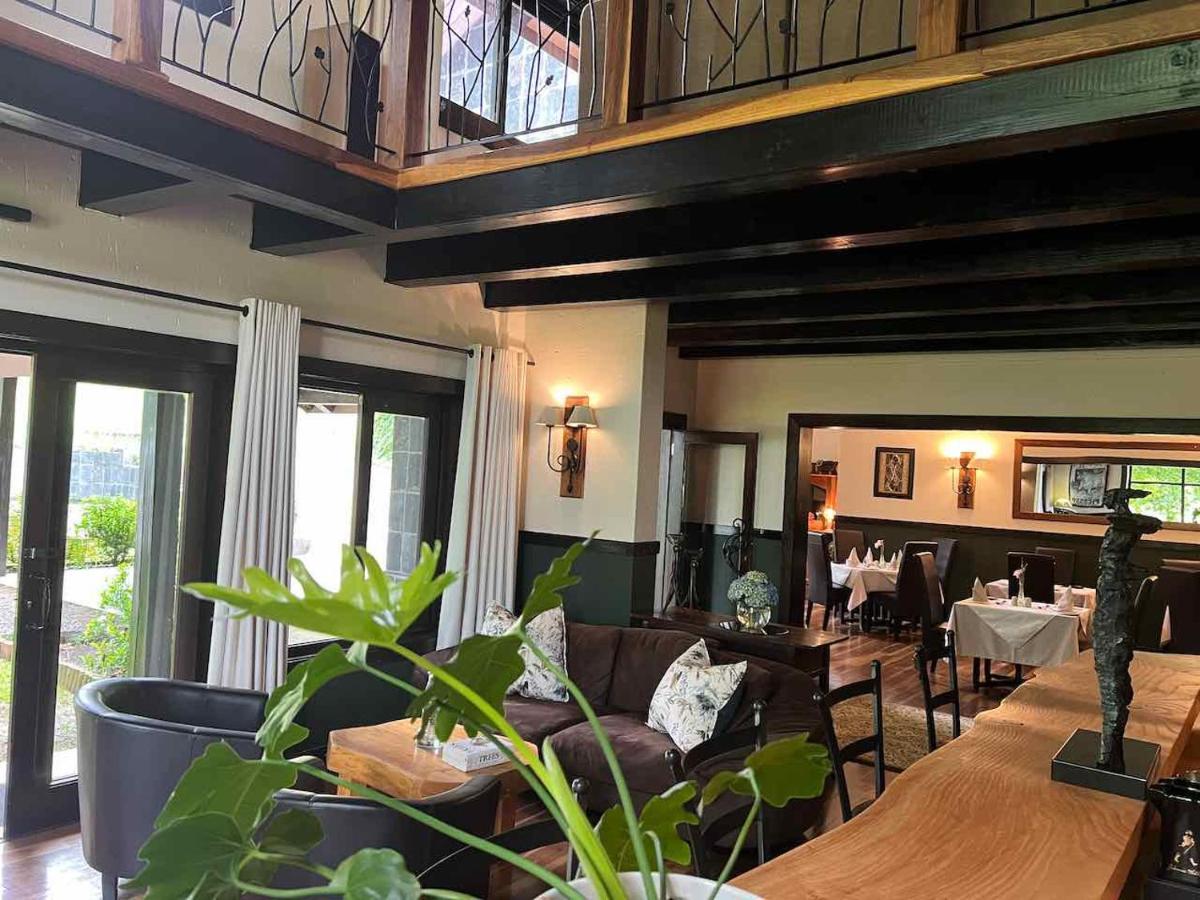 אונדרברג Malachite Manor מראה חיצוני תמונה